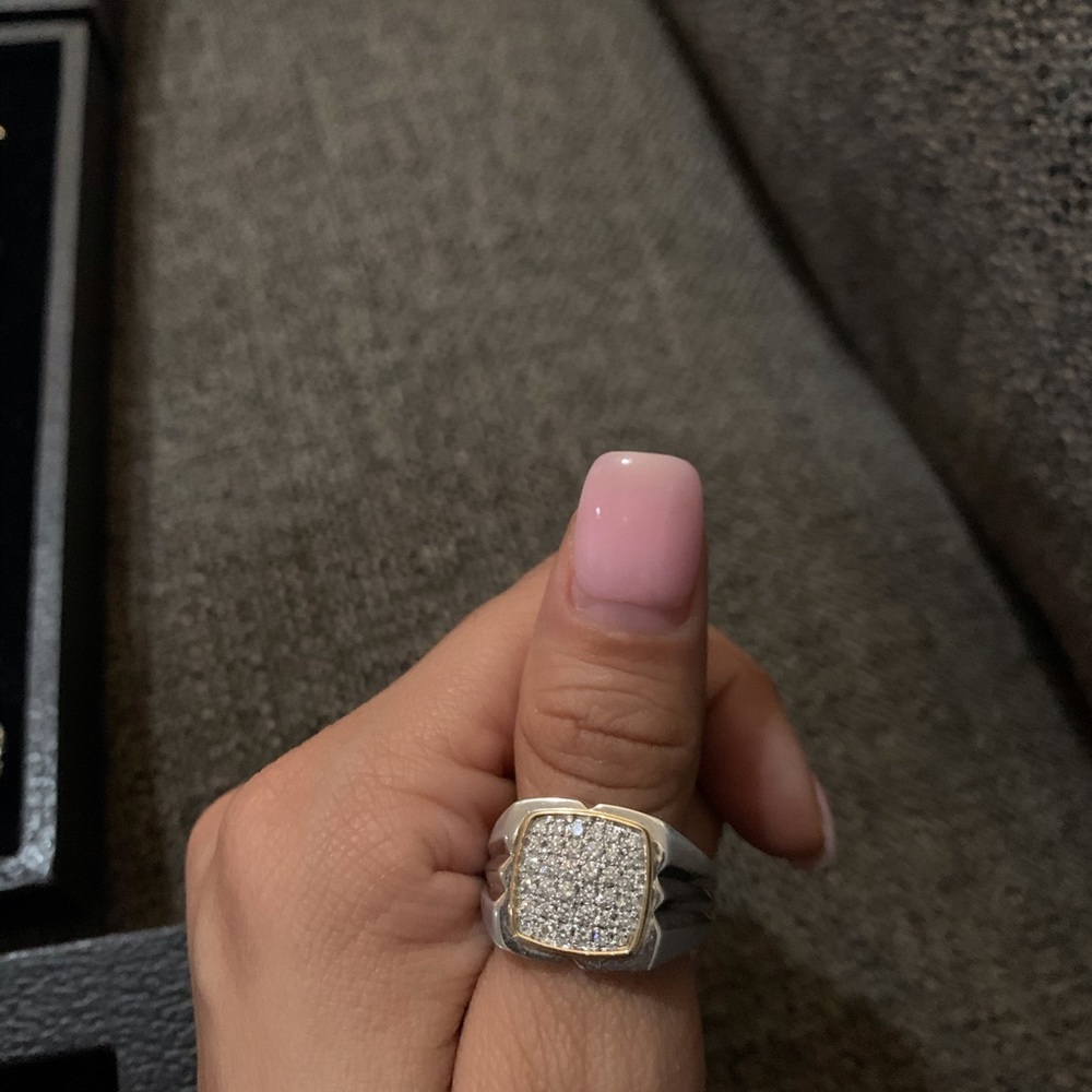 Men’s Diamond Ring - Picture 2 of 2